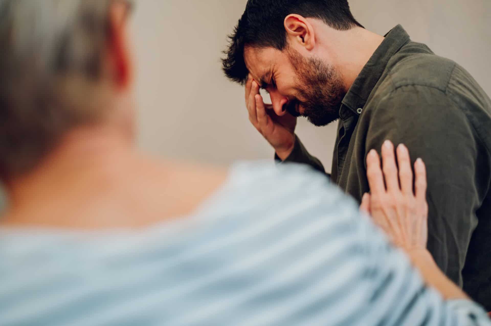 Client in therapy during rehab in Lebanon, TN